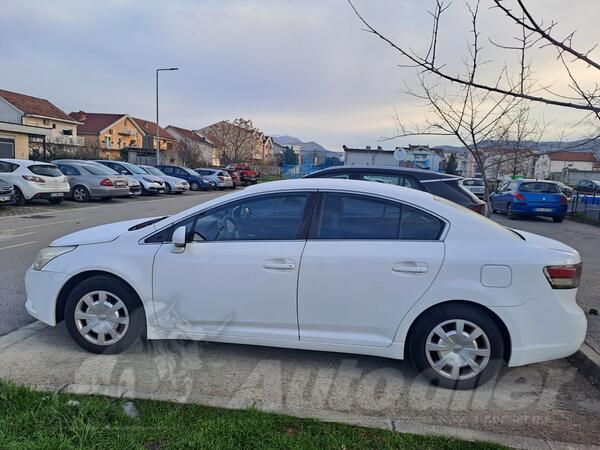 Toyota - Avensis - 1.6. VALVEMATIC