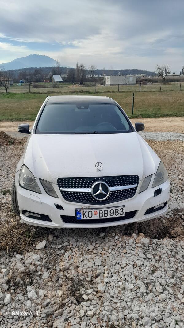 Mercedes Benz - E 220 - 2,2 dci