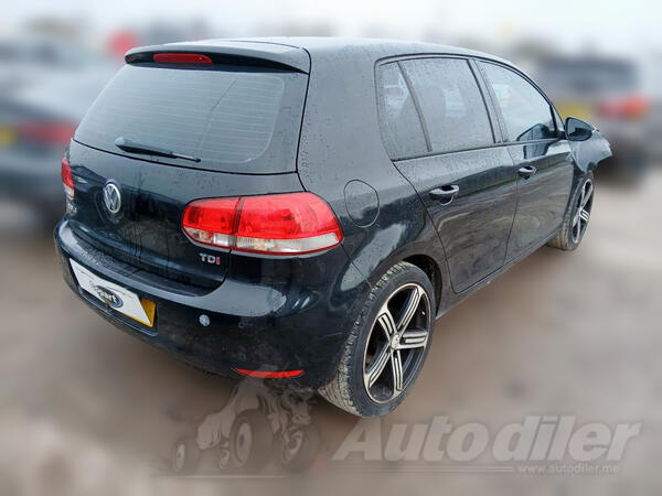 U djelovima Volkswagen - Golf 6