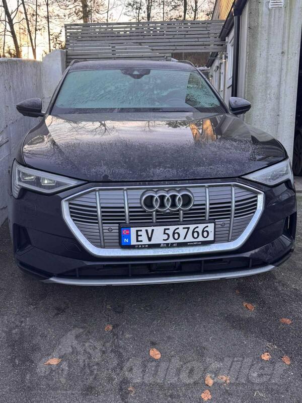 Audi - Q8 - e tron