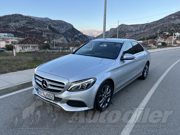 Mercedes Benz - C 200