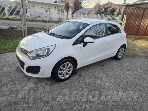 Kia - Rio - 1.1  55kw