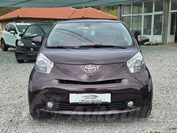 Toyota - iQ - 1.33 VVT-i