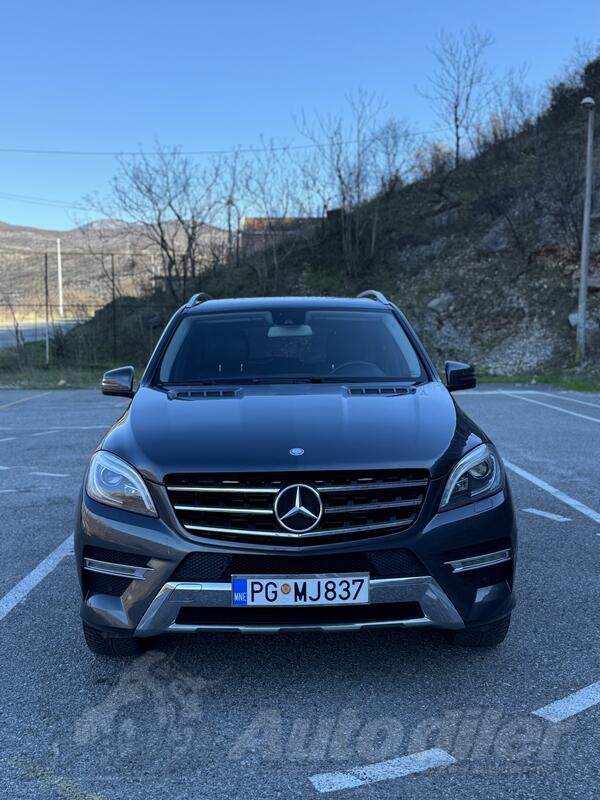 Mercedes Benz - ML 350 - ML 350 bluetec 4 matic
