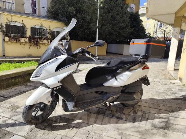 Kymco - Downtown 300