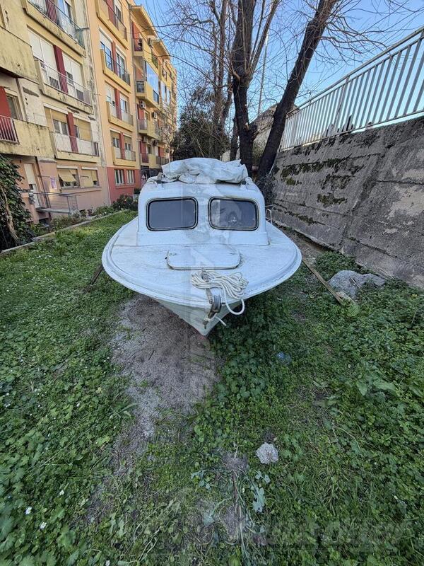 Advance - korčulanka