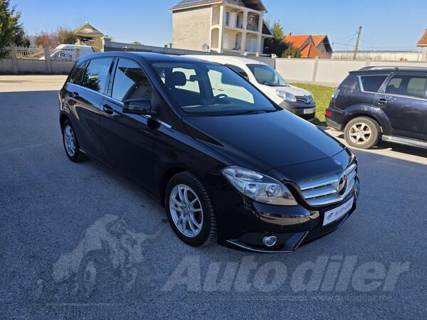 Mercedes Benz - B 180 - CDI Navi PDC