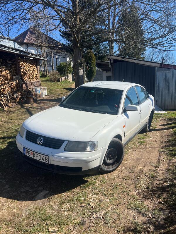 Volkswagen - Passat - 1.9 TDI 66KW