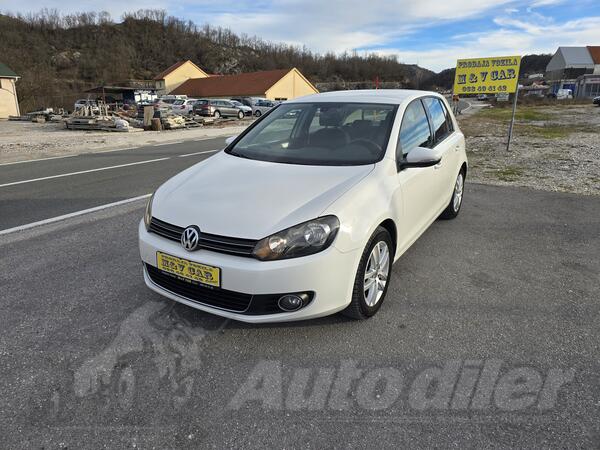 Volkswagen - Golf 6 - 1.6 TDI 77Kw Highline