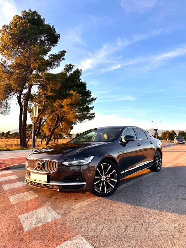 Volvo - S90 - D4