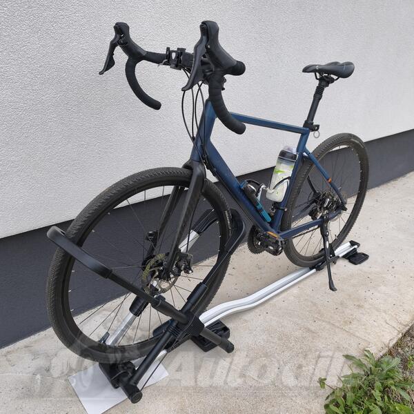 Krovni nosači, koferi, šatori i galerije