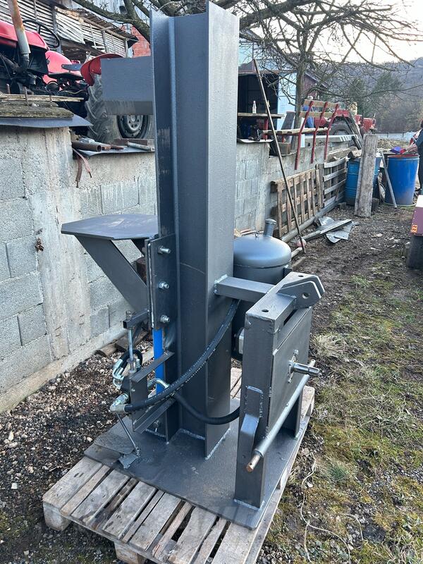 Rucna izrada - Cjepač za drva