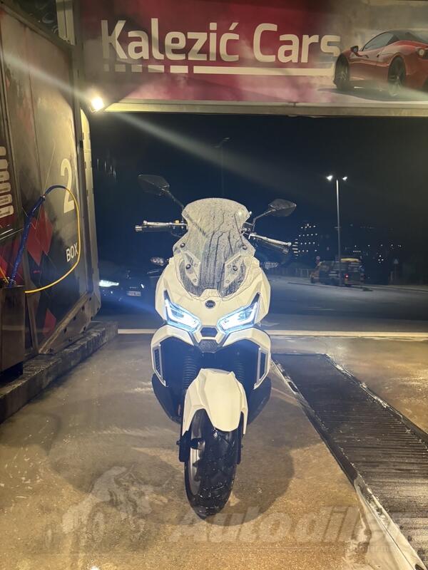 SYM - ADX 125