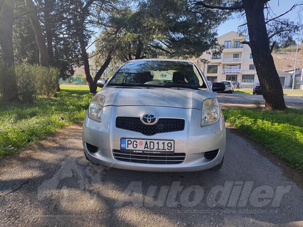 Toyota - Yaris - 1.3 benz