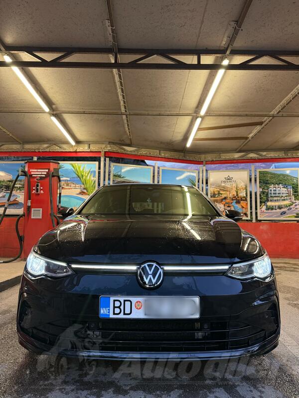 Volkswagen - Golf 8 - 2,0
