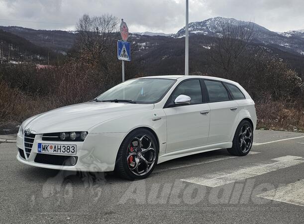 Alfa Romeo - 159 - 2.0 125kw