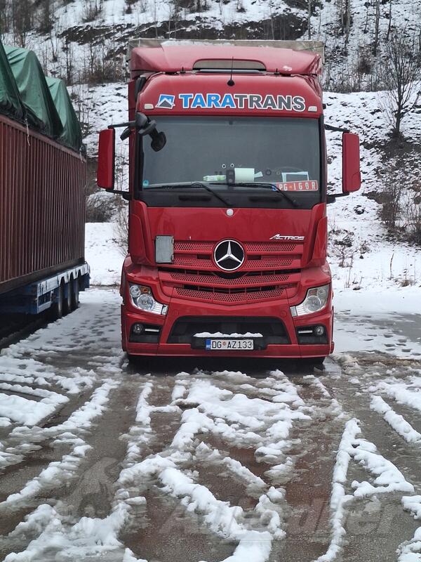 Mercedes Benz - mp4 1843