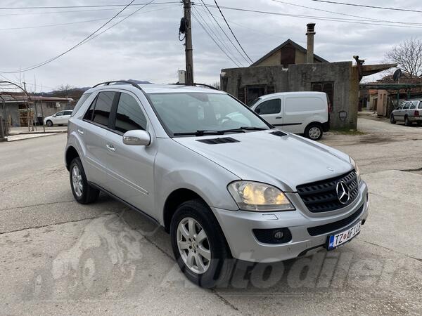 Mercedes Benz - ML 320 - 320CDI 4