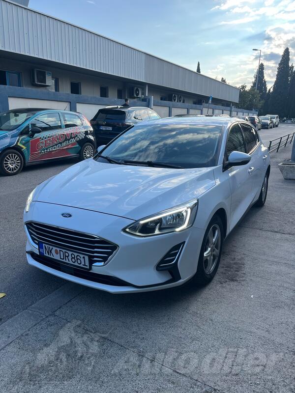 Ford - Focus - 1.0 eco boost