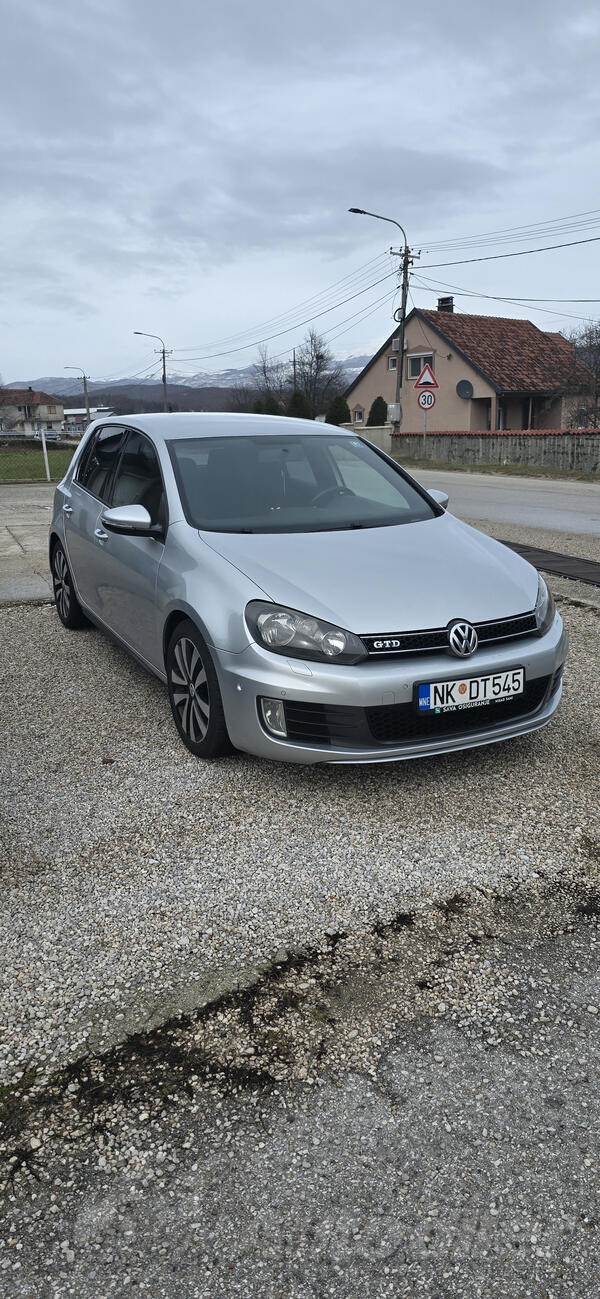 Volkswagen - Golf 5 - 2.0