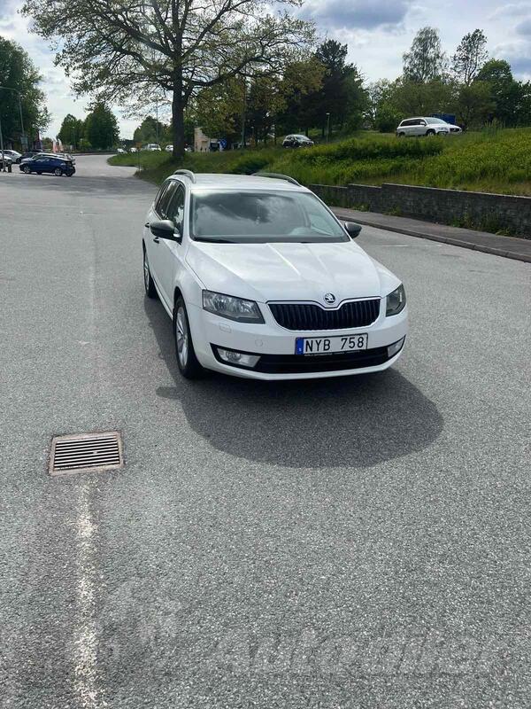 Škoda - Octavia - 16