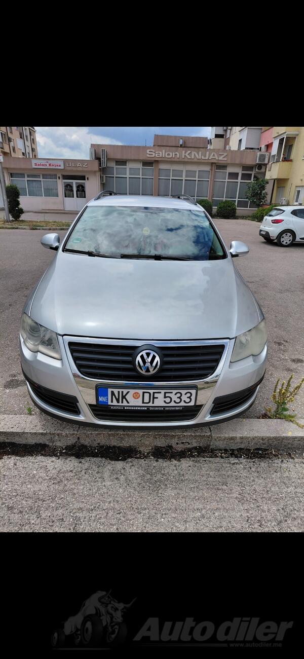 Volkswagen - Passat