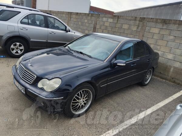 Mercedes Benz - C 200 - c200
