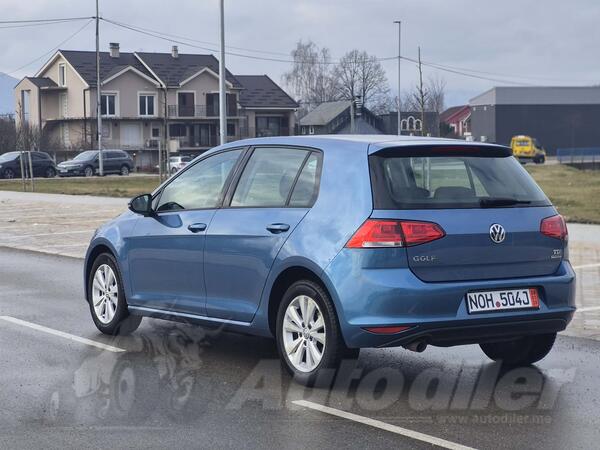 Volkswagen - Golf 7 - 1.6tdi Bluemotion