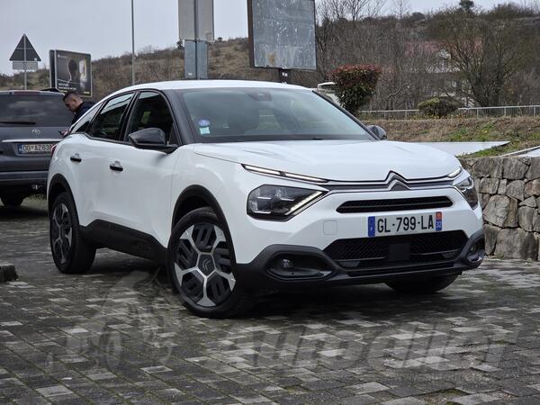 Citroen - C4 - 1.2 benzin