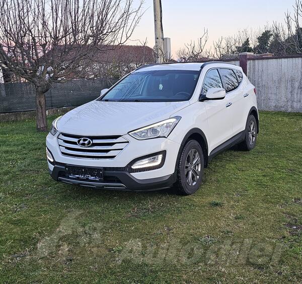 Hyundai - Santa Fe - 4WD