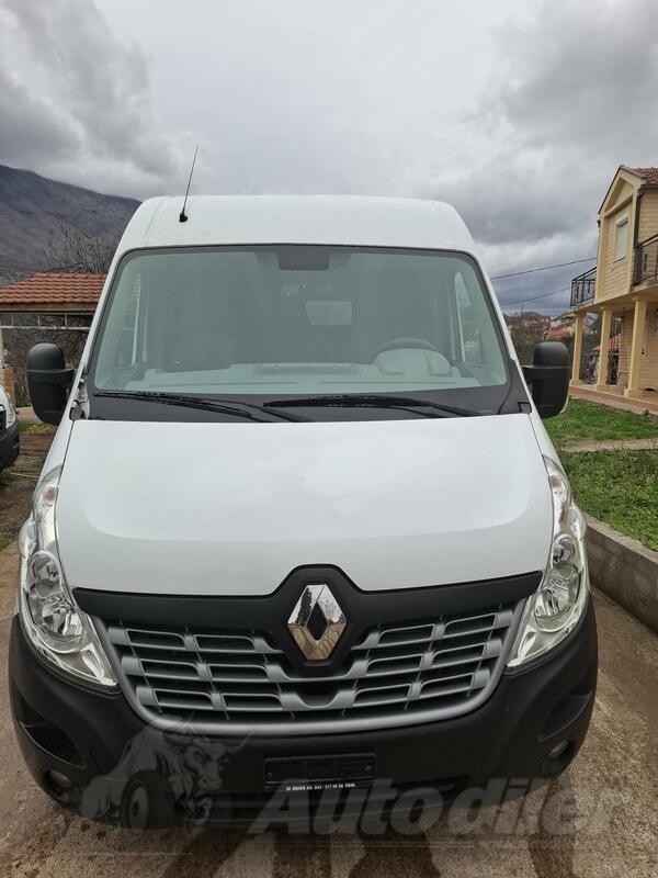 Renault -  Master