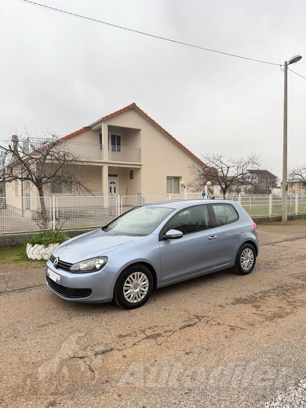 Volkswagen - Golf 6 - 1.6 TDI SPORTLINE