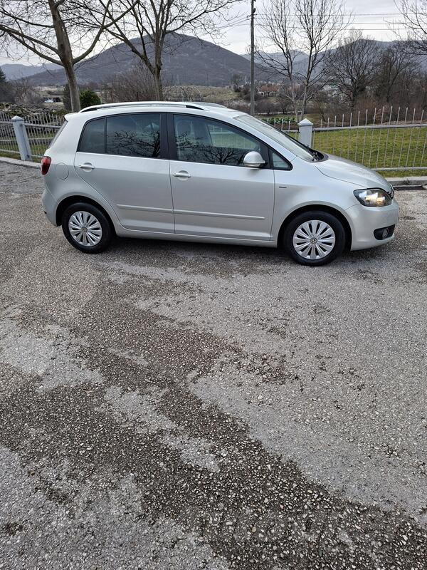 Volkswagen - Golf Plus - 2.0tdi
