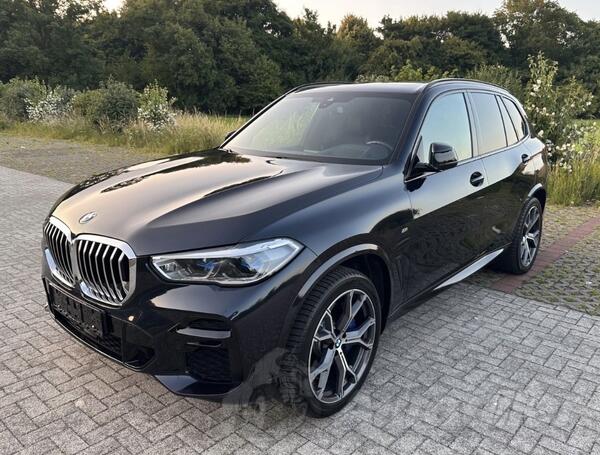 BMW - X5 - 30d xDrive M paket