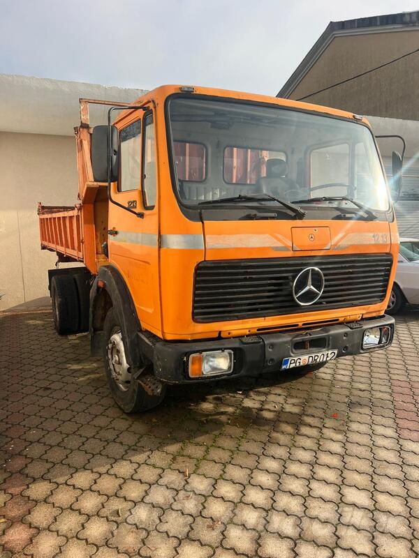 Mercedes Benz - 12/13