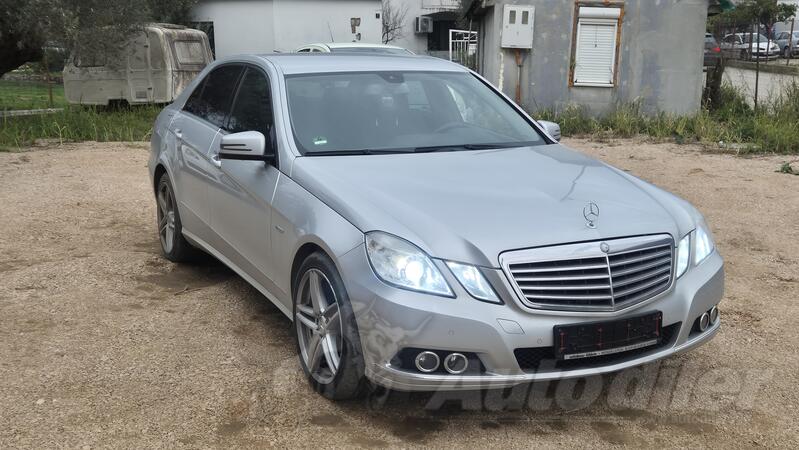 Mercedes Benz - E 220 - cdi