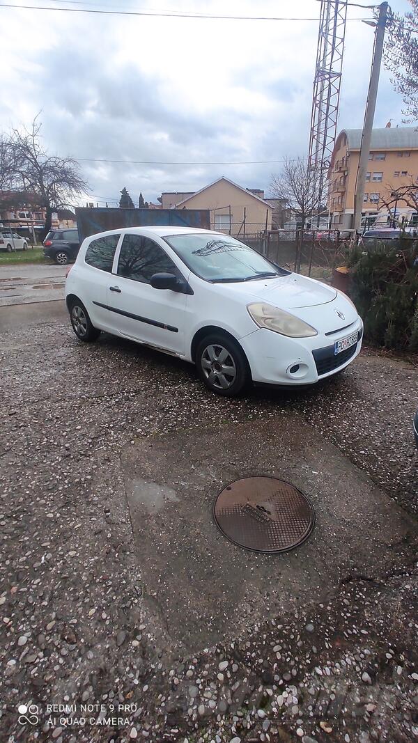 Renault - Clio - 1.5 dci