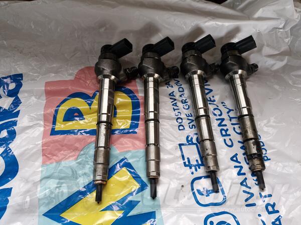 Einspritzdüsen za Automobile - Volkswagen - 2013