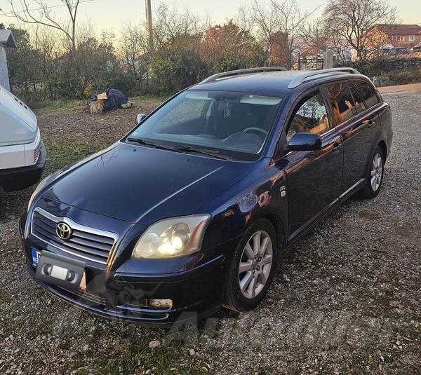 Toyota - Avensis - 2.0 D4D