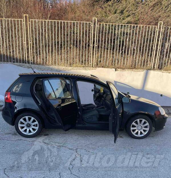 Volkswagen - Golf 5 - 1.9 tdi