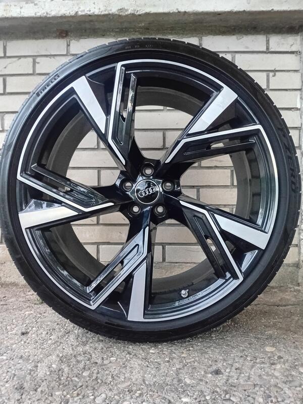 Fabričke felne i PIRELLI gume