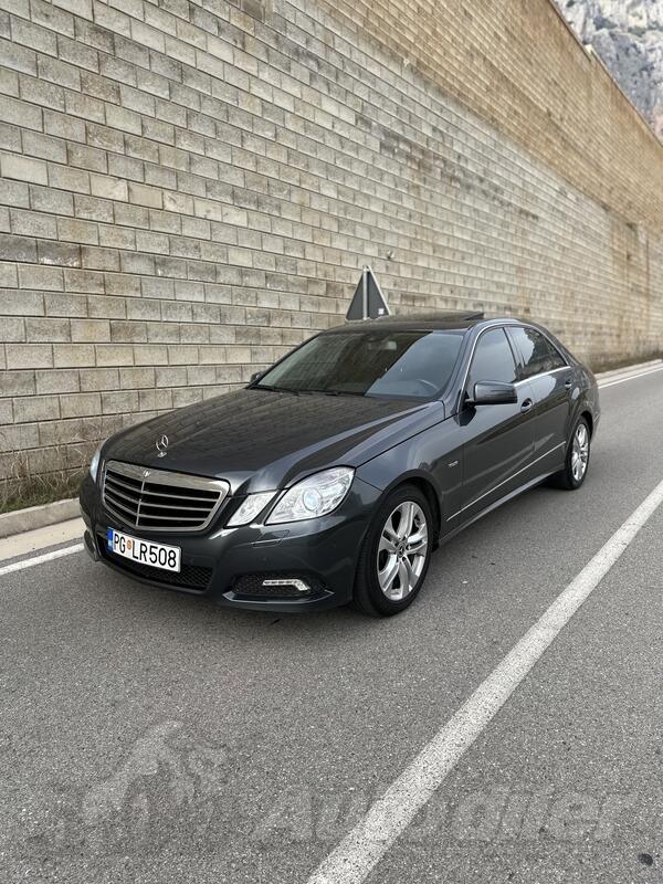 Mercedes Benz - E 200 - 2.2