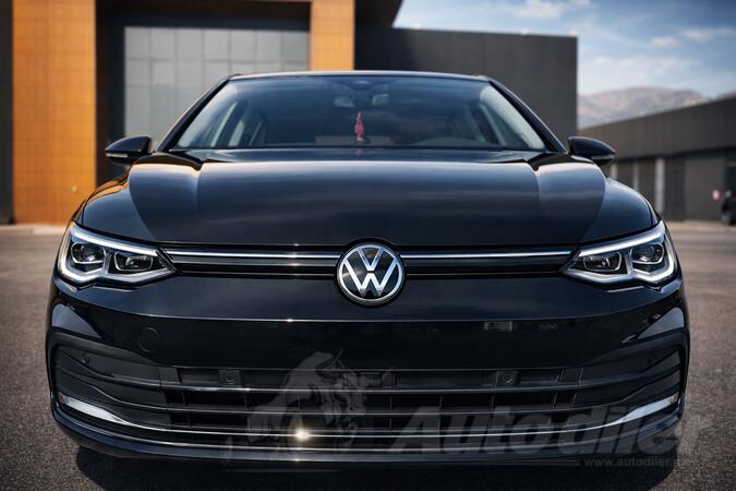 Volkswagen - Golf 8 - 2.0