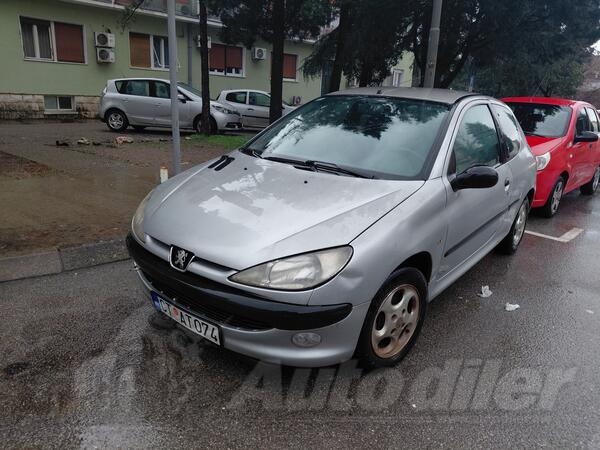 Peugeot - 206 - 1.1