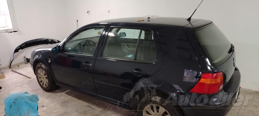 Volkswagen - Golf 4 - 1.9