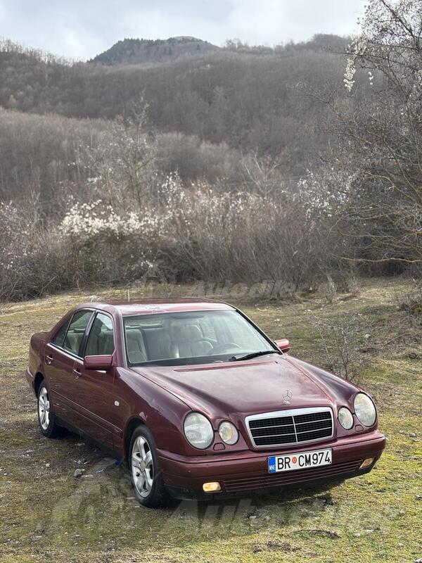 Mercedes Benz - E 220 - 2.2