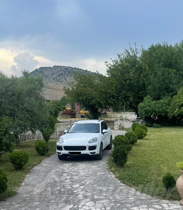 Porsche - Cayenne - 3.0