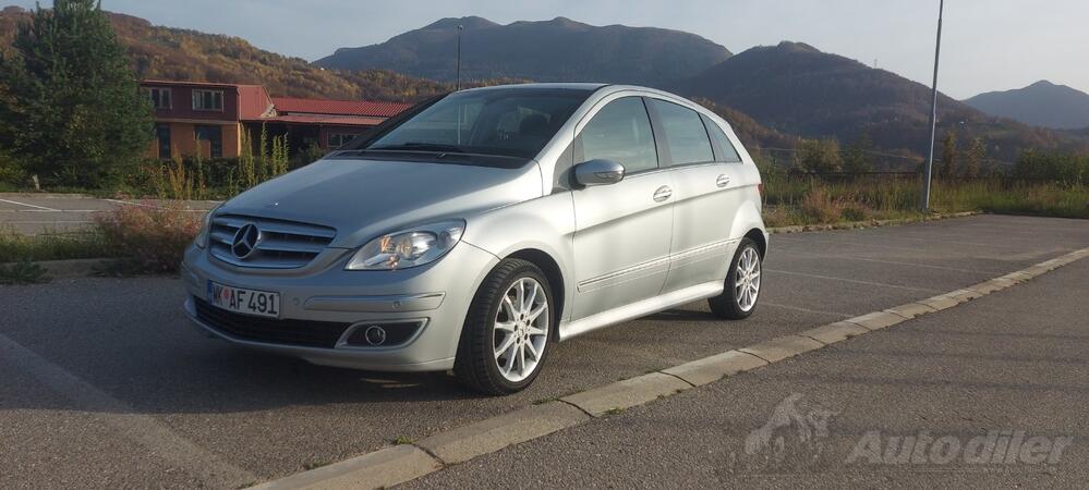 Mercedes Benz - B 200 - 2.0
