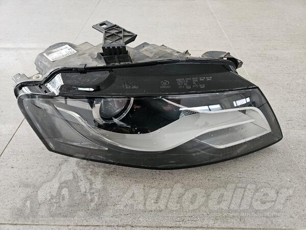 Desni far za Audi - A3    - 2010