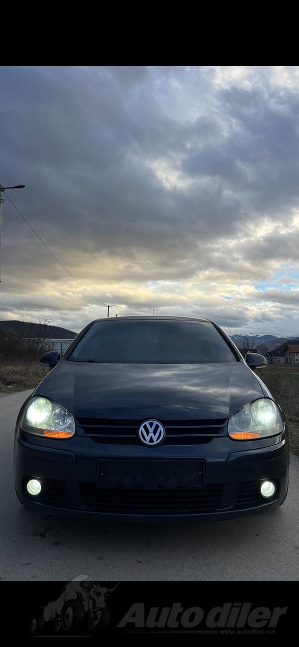 Volkswagen - Golf 5 - 1.9 TDI